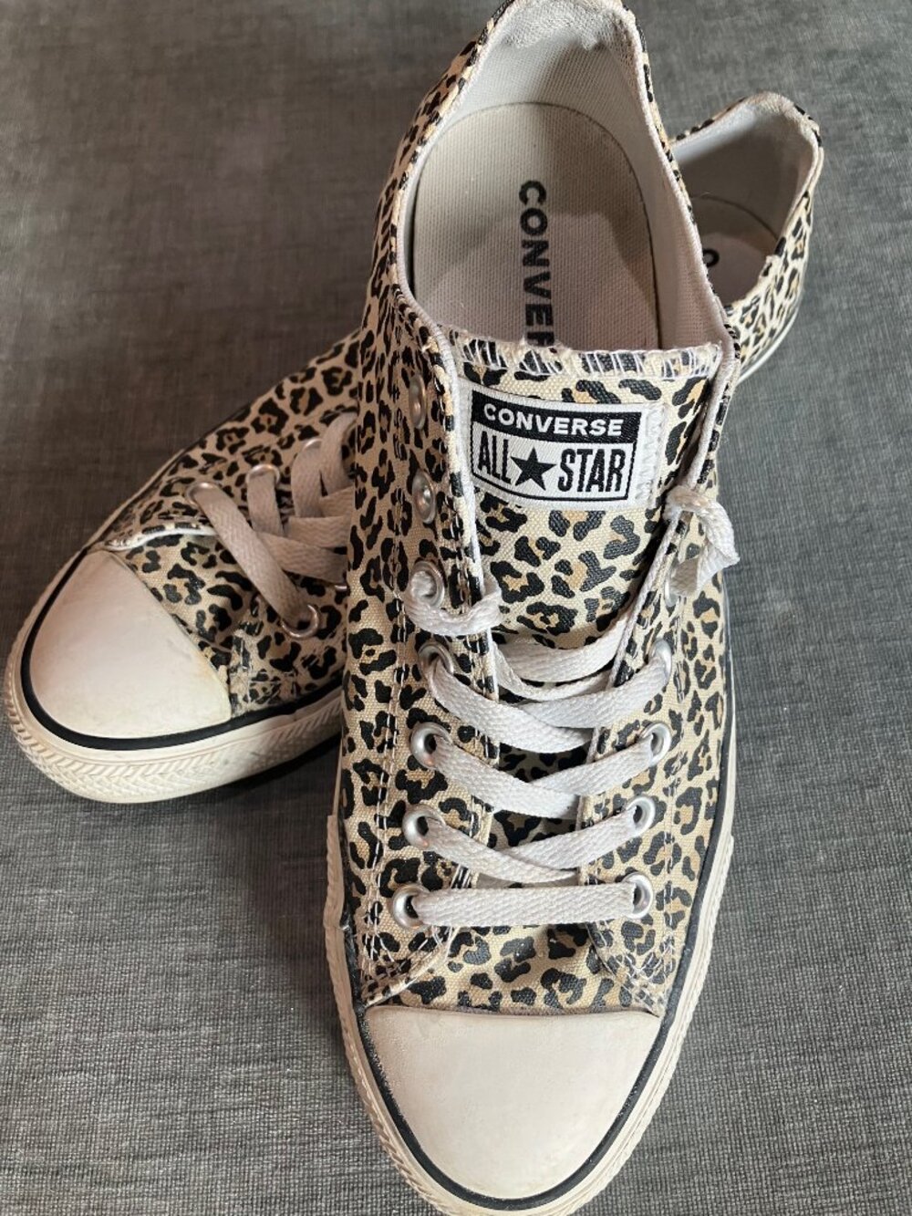 Converse All Star Mens 10 Leopard Print Low Top Sneakers Animal Print Canvas